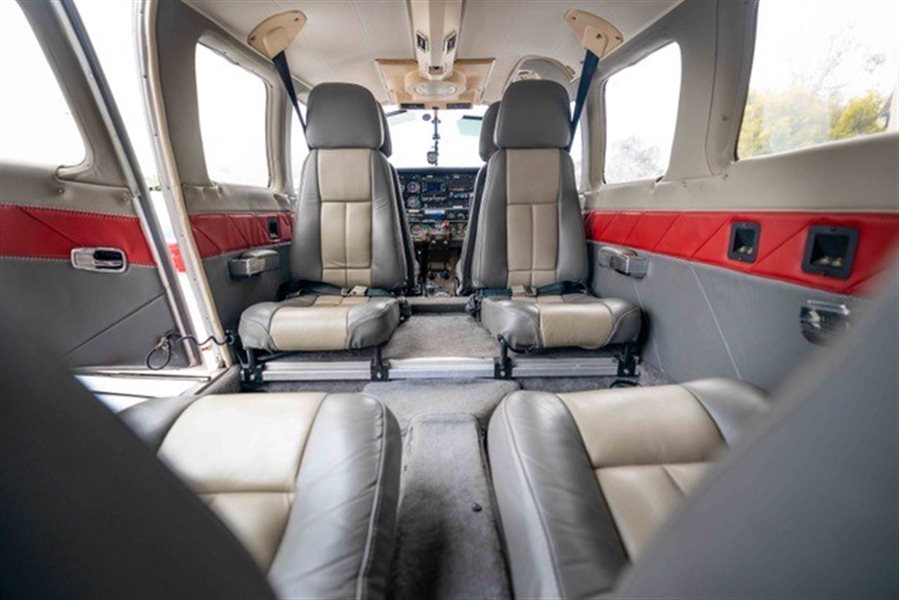 2006 Piper Seneca III Aircraft