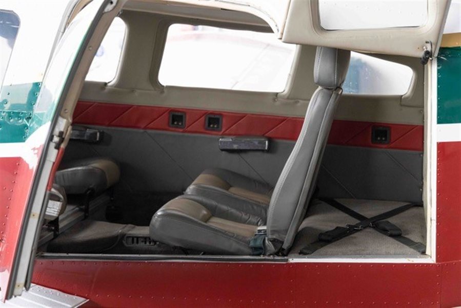 2006 Piper Seneca III Aircraft